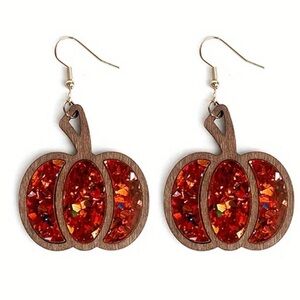 Handmade sparkling pumpkin earrings | fall | autumn | Halloween | Thanksgiving